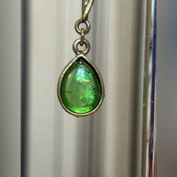 Floral chandelier earrings - Picture 5 of 8